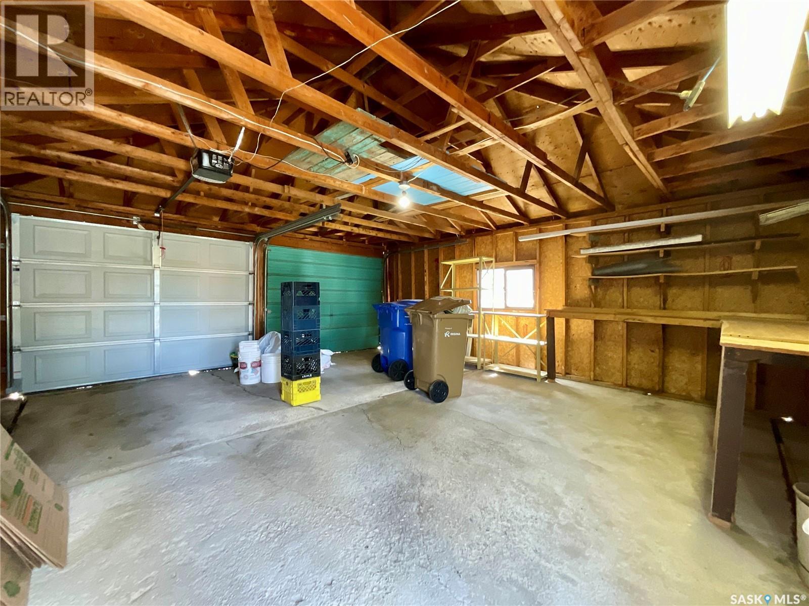 5445 4th AVENUE - 38