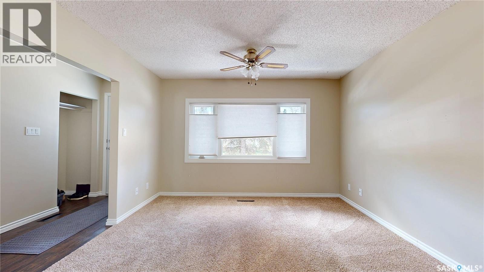 5445 4th AVENUE - 4