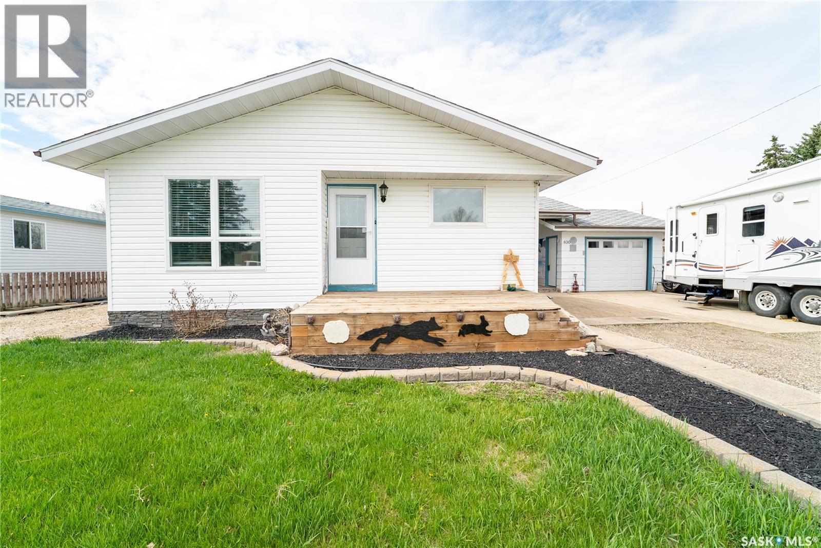 406 WALTER SCOTT AVENUE - 1