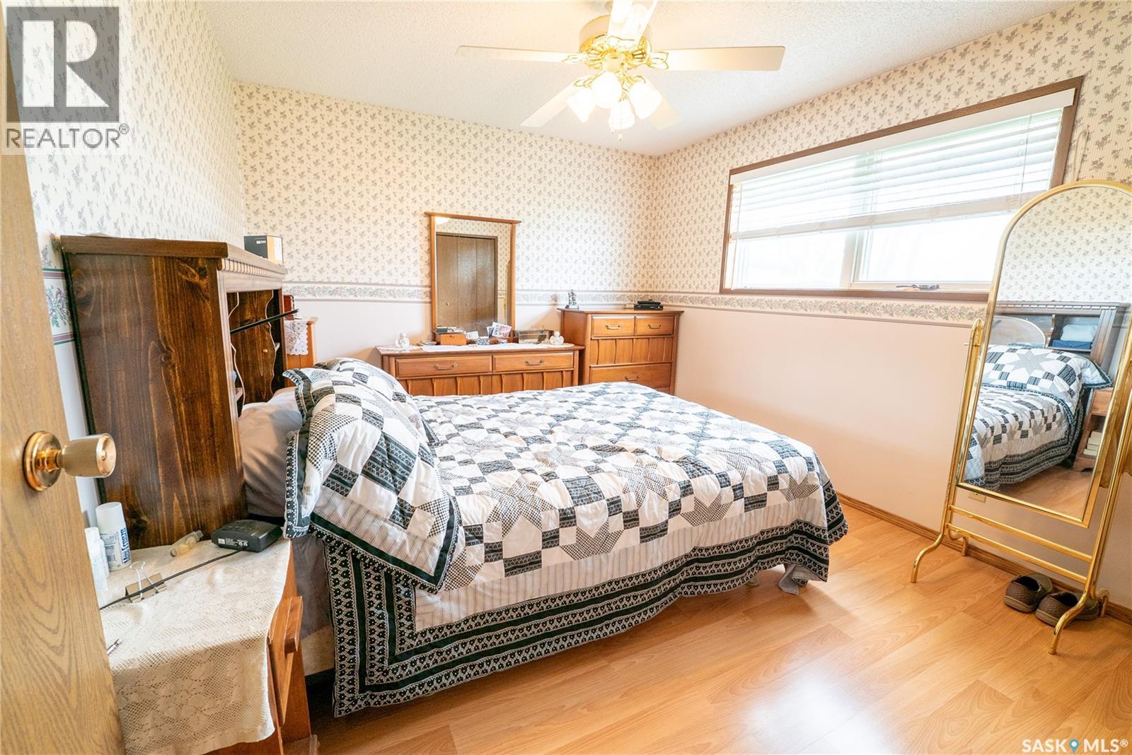 406 WALTER SCOTT AVENUE - 10