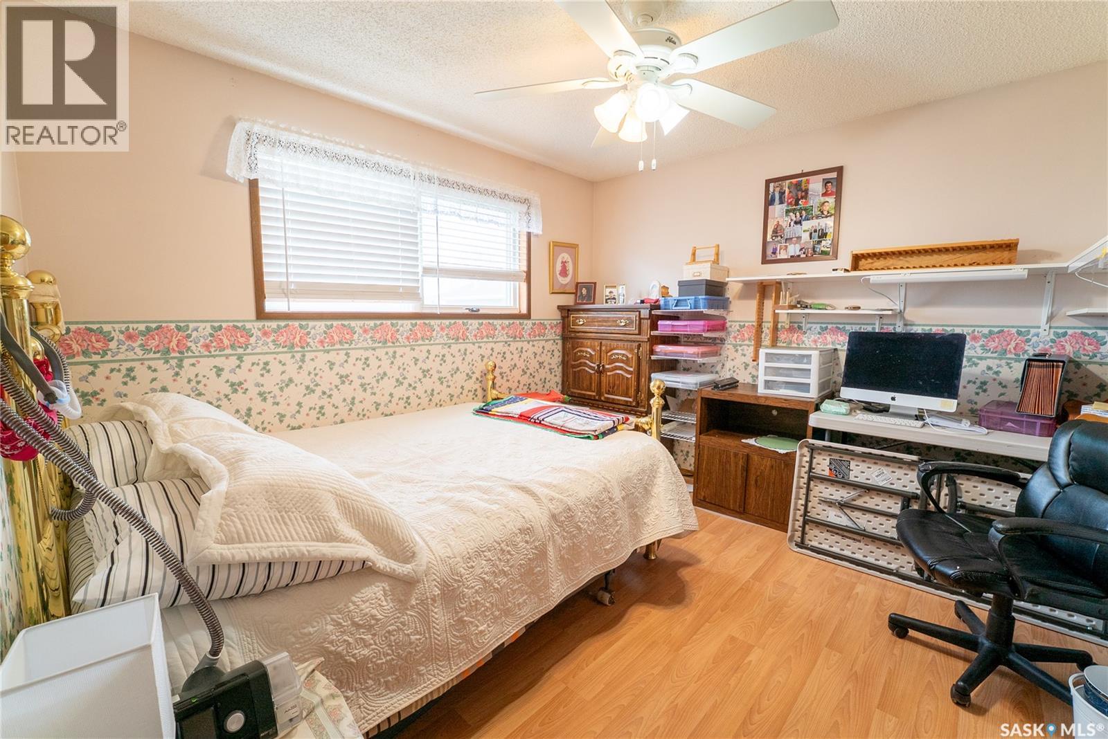 406 WALTER SCOTT AVENUE - 12