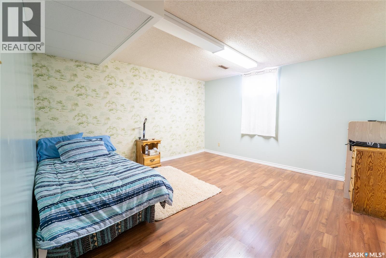 406 WALTER SCOTT AVENUE - 27