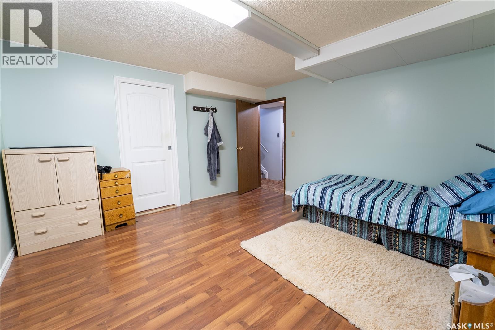406 WALTER SCOTT AVENUE - 28