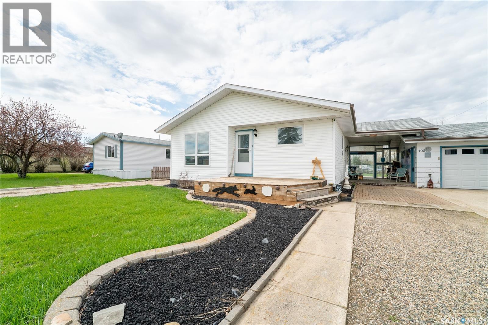 406 WALTER SCOTT AVENUE - 30