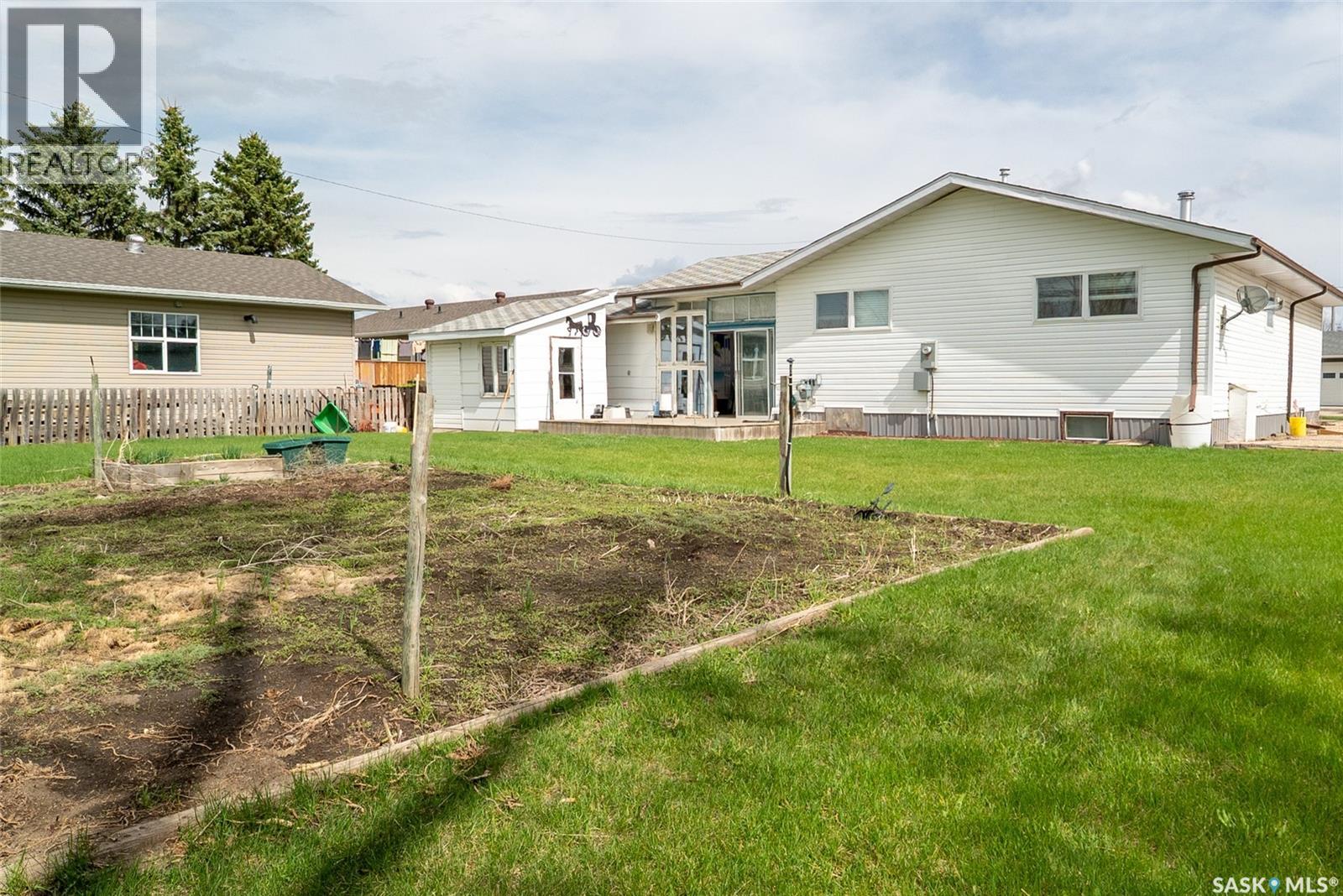 406 WALTER SCOTT AVENUE - 32