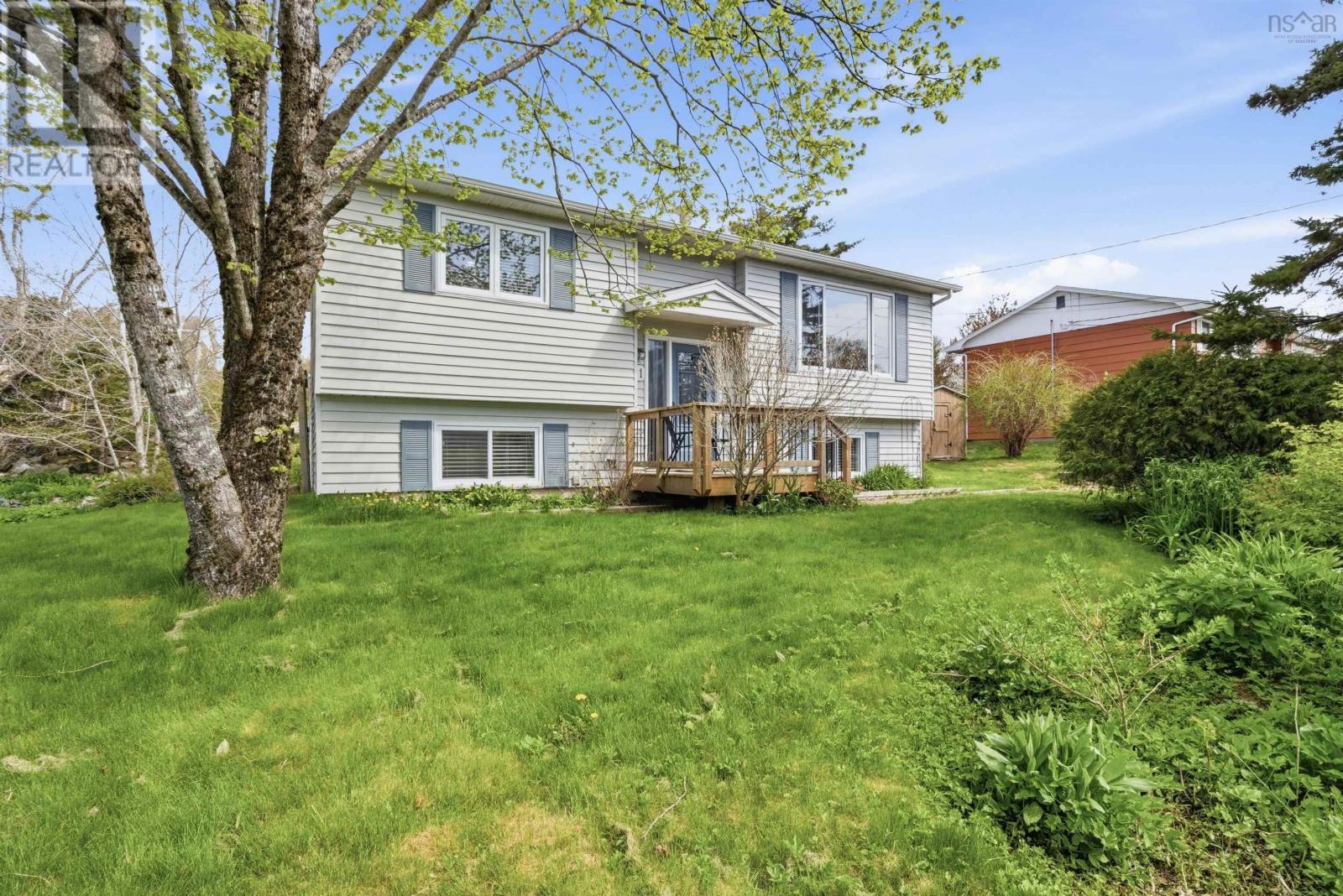 51 Parkdale Avenue - 1