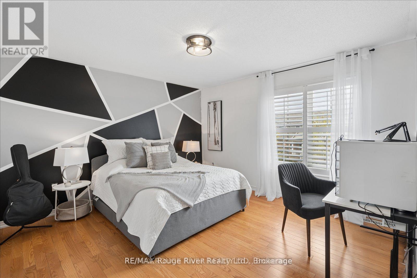 77 JOSHUA BOULEVARD - 35