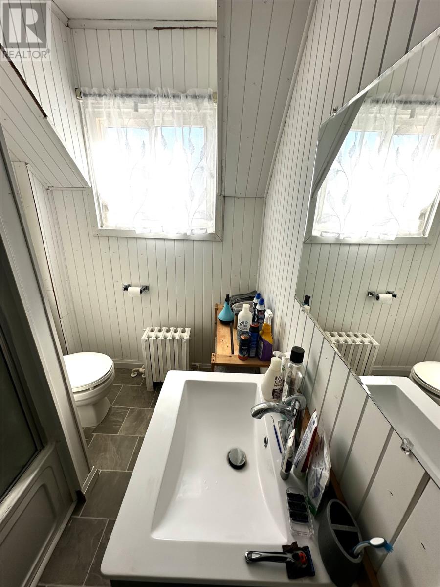 47 Beaumont Avenue - 25