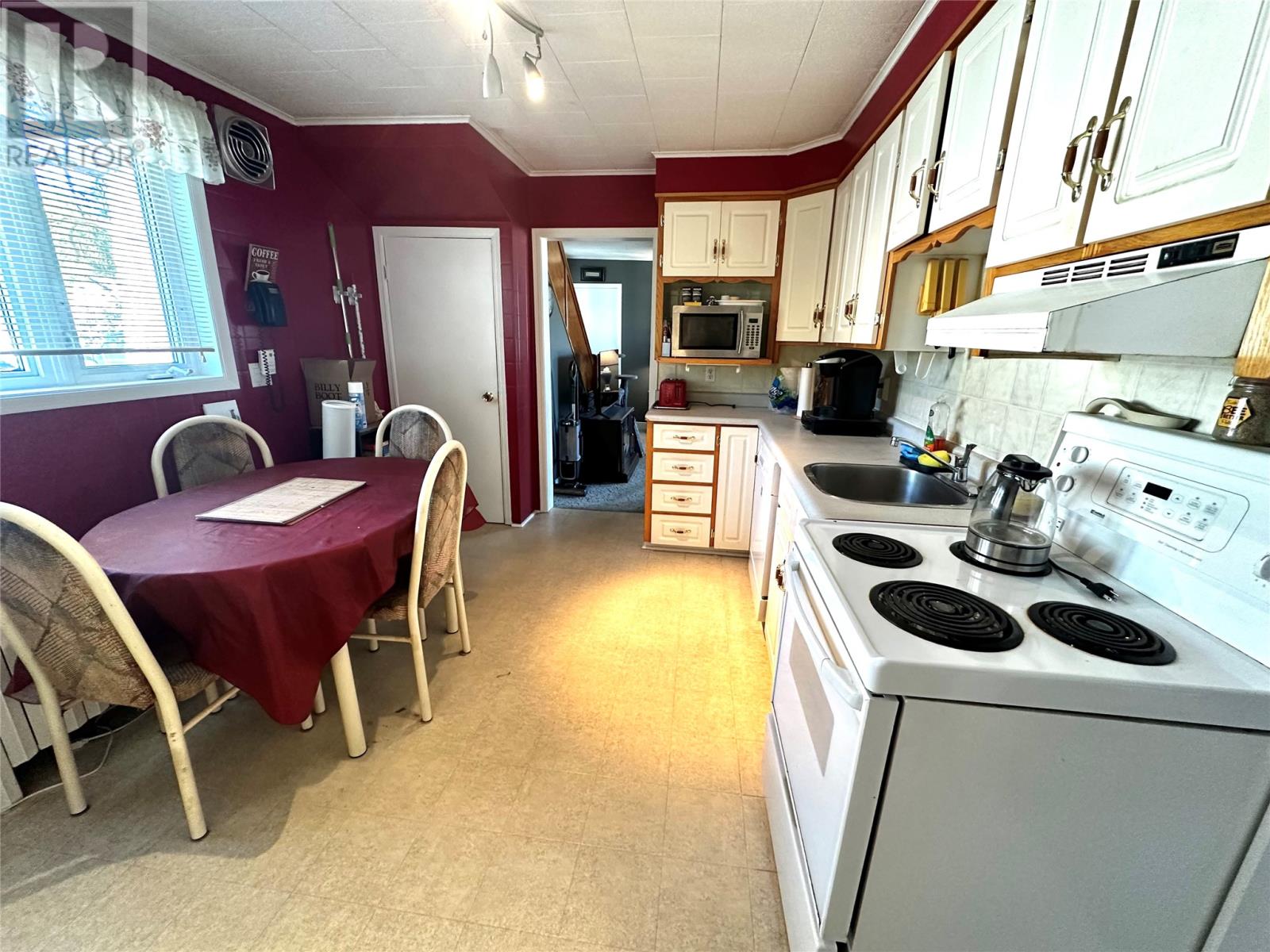 47 Beaumont Avenue - 8