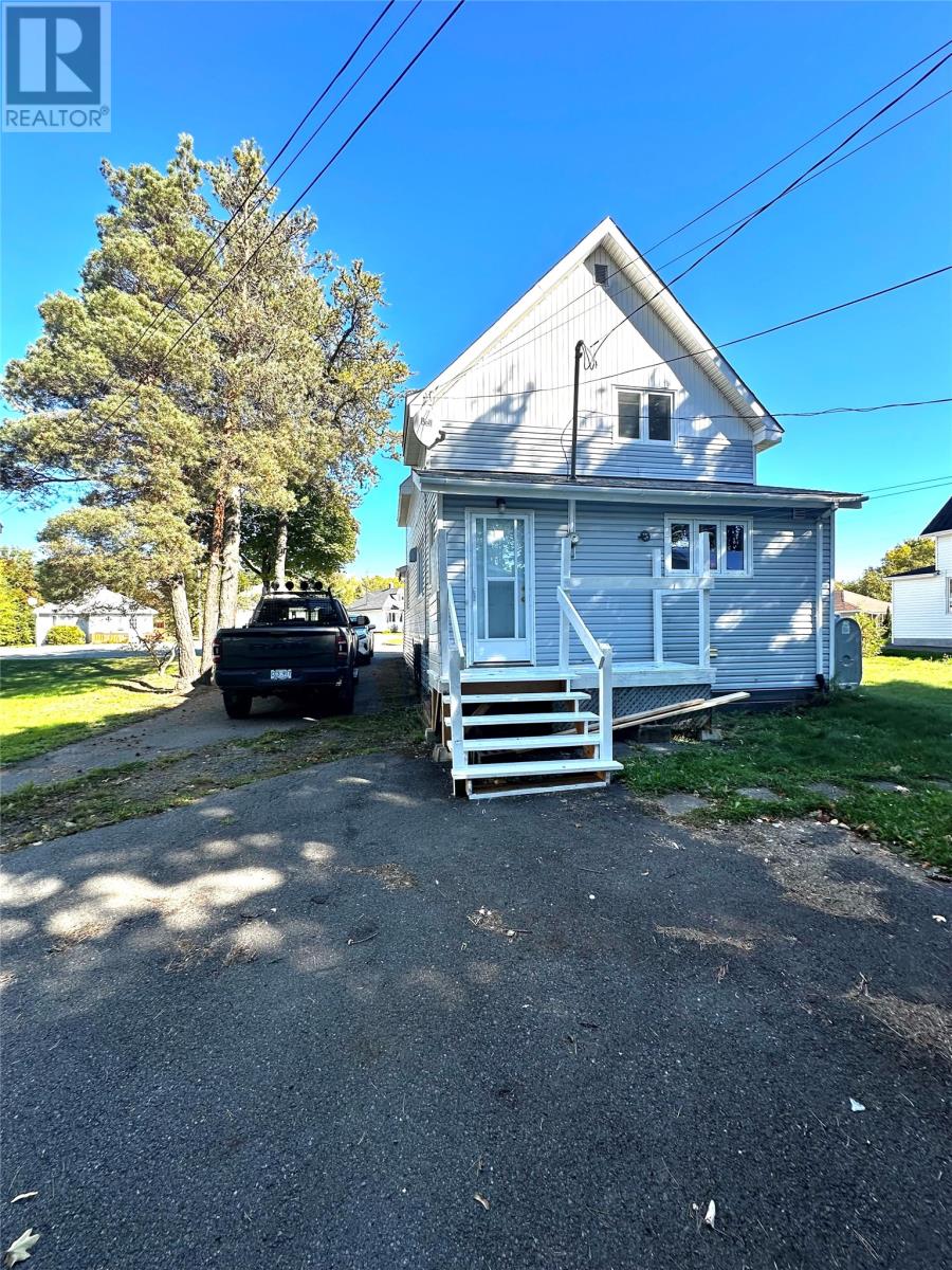47 Beaumont Avenue - 6
