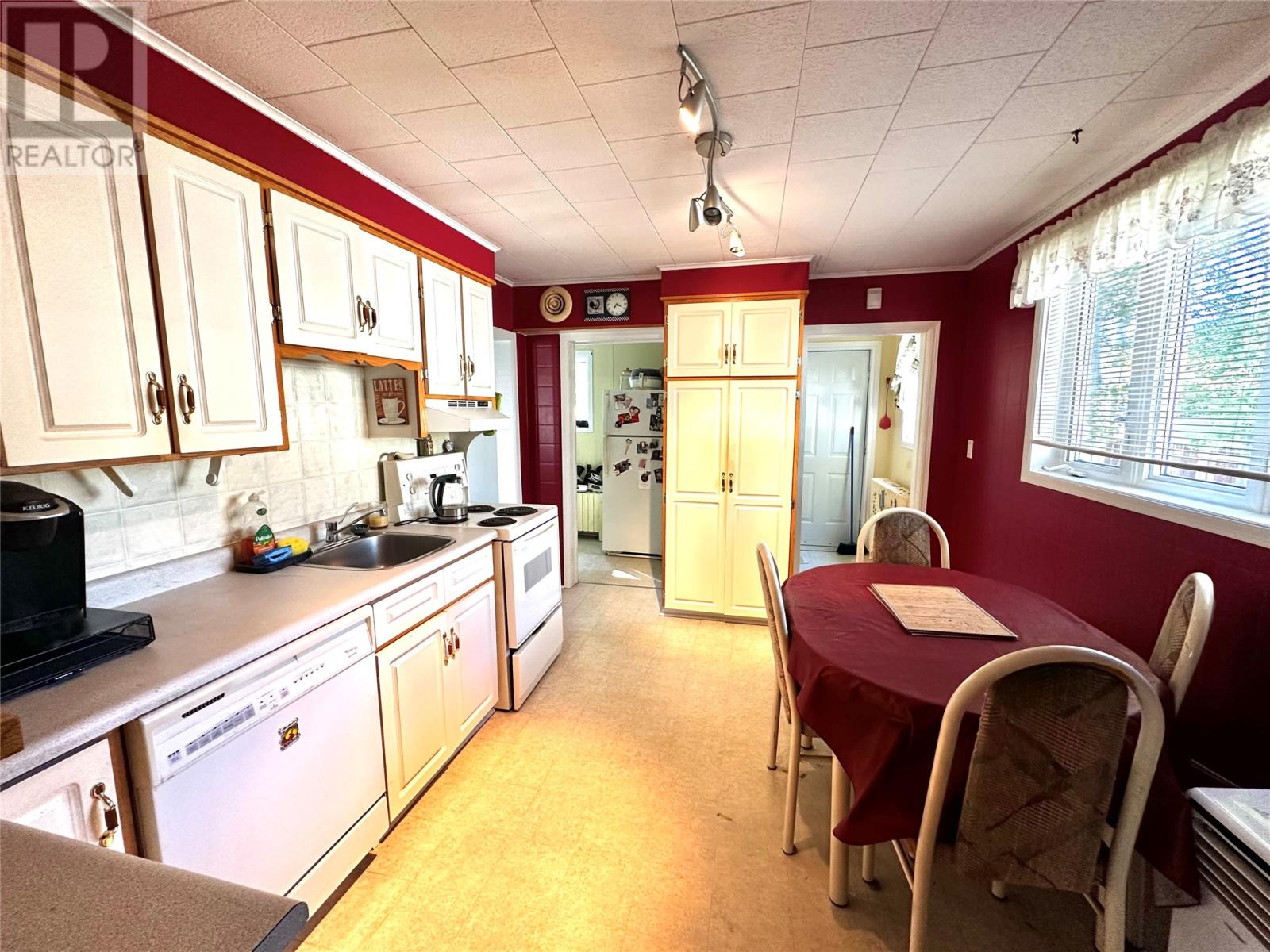 47 Beaumont Avenue - 7