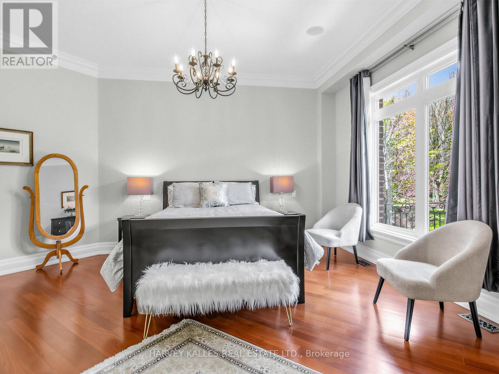 44 GRAYFIELD DRIVE - 32