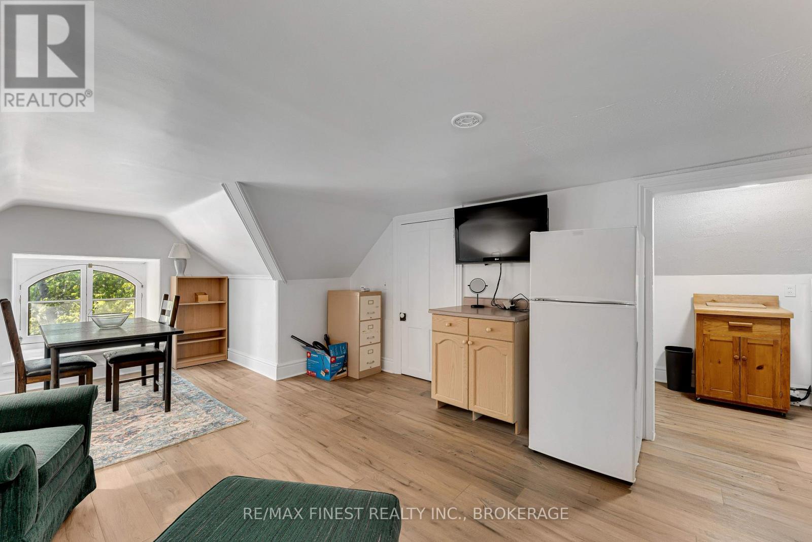 25 COLBORNE STREET - 33