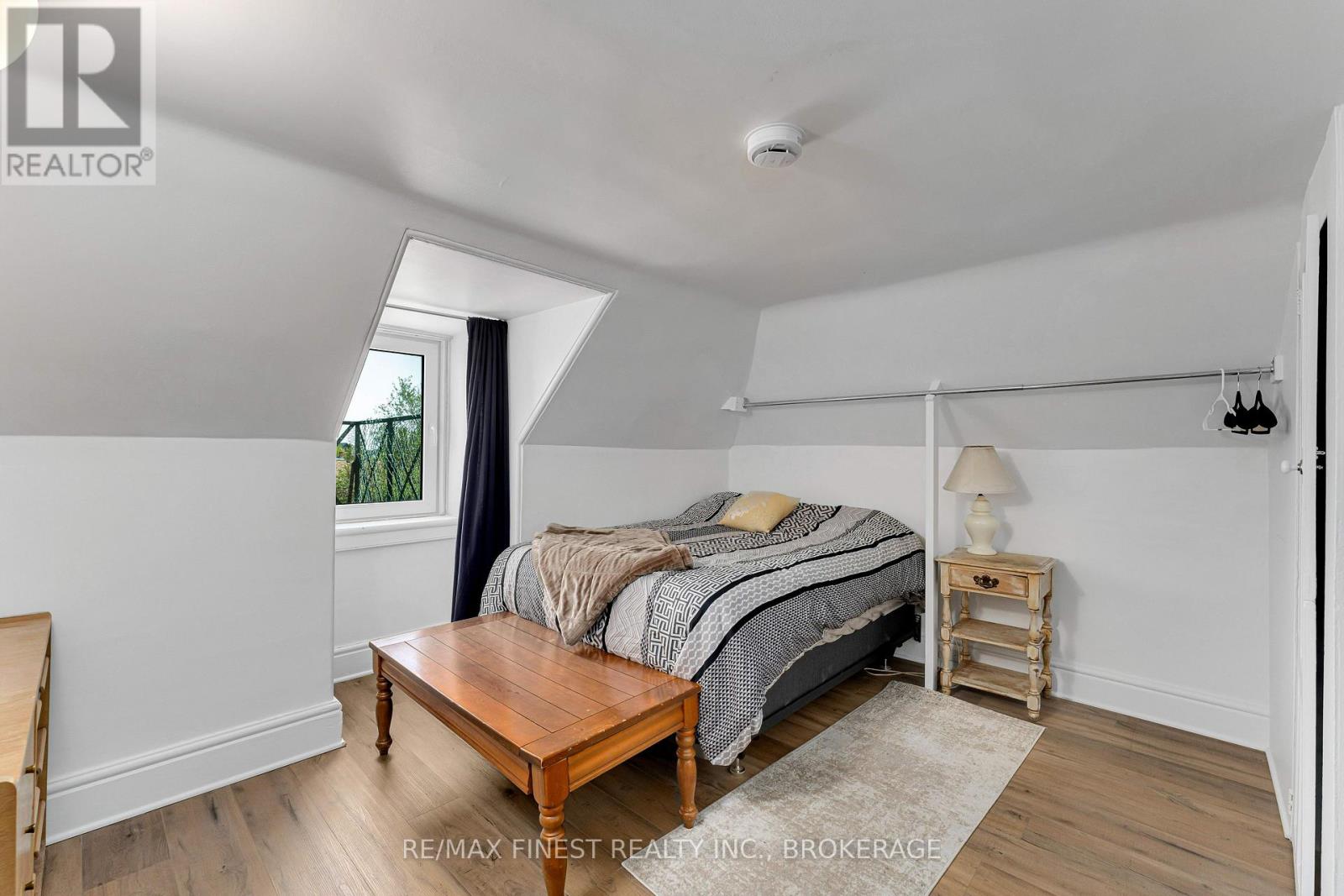 25 COLBORNE STREET - 34