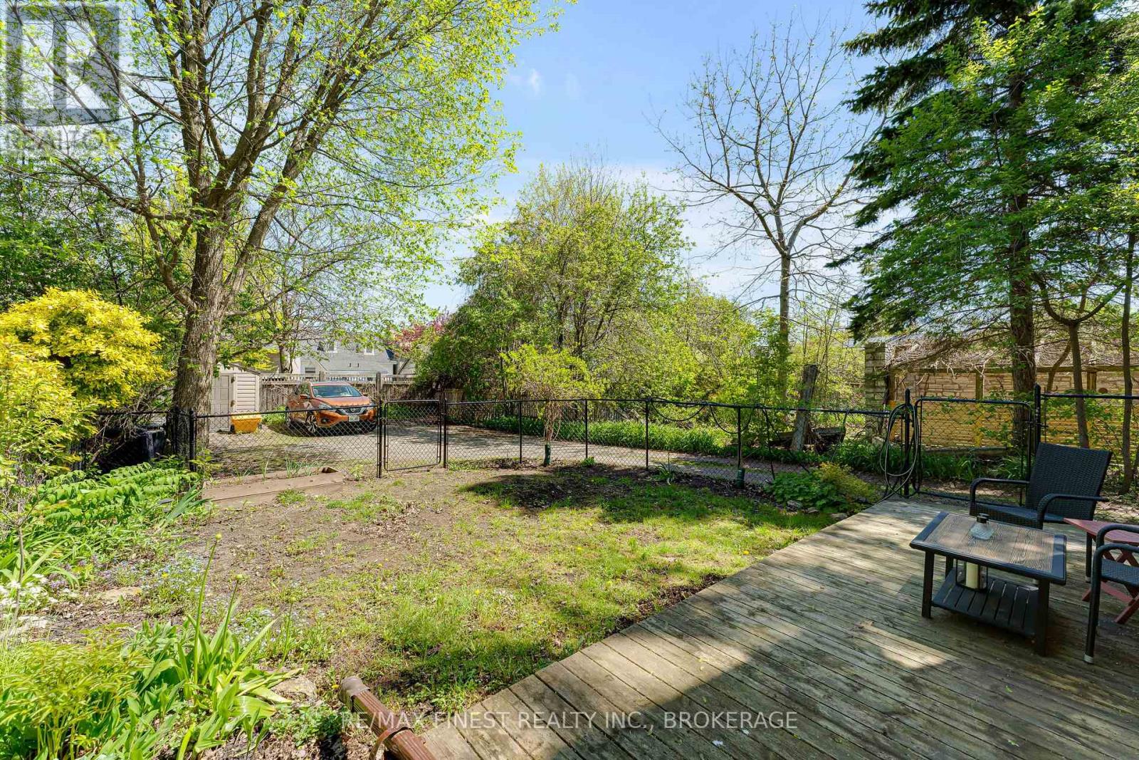 25 COLBORNE STREET - 37