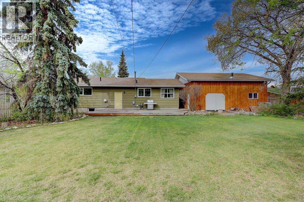 1108 6 Avenue — photo 33