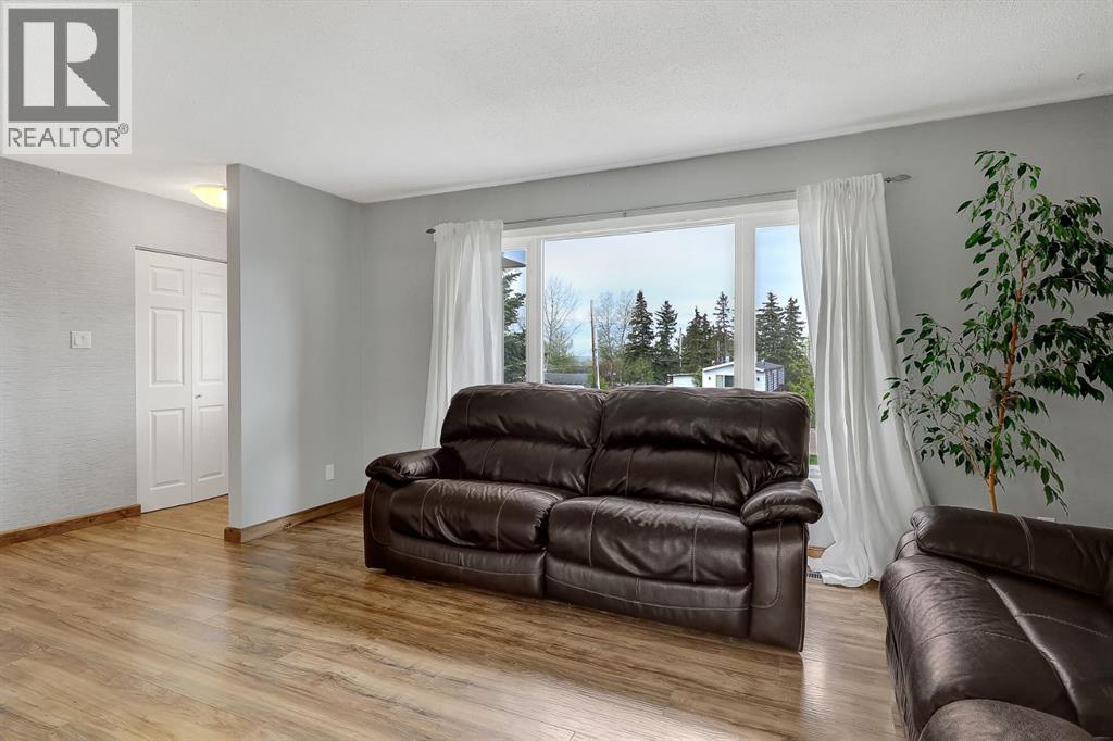 1108 6 Avenue - photo 4