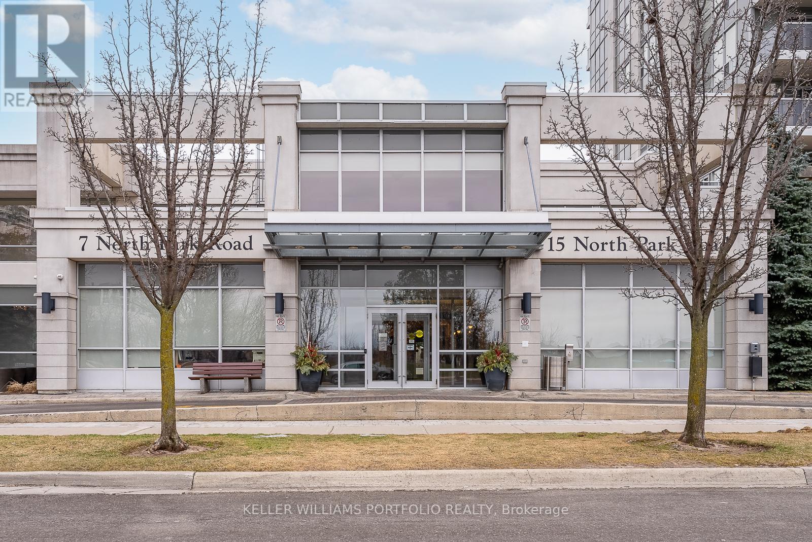 #1417 15 NORTH PARK ROAD - 28