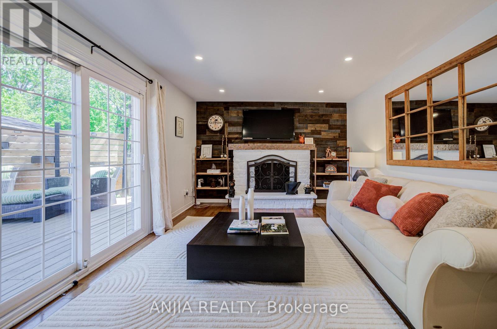 182 CARLTON ROAD - 19