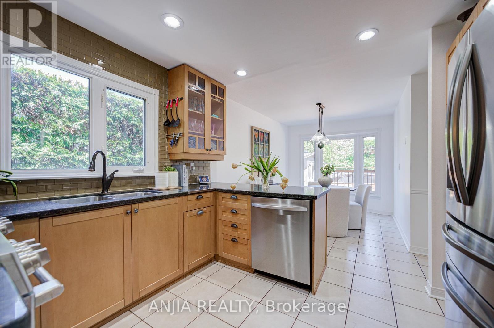 182 CARLTON ROAD - 23