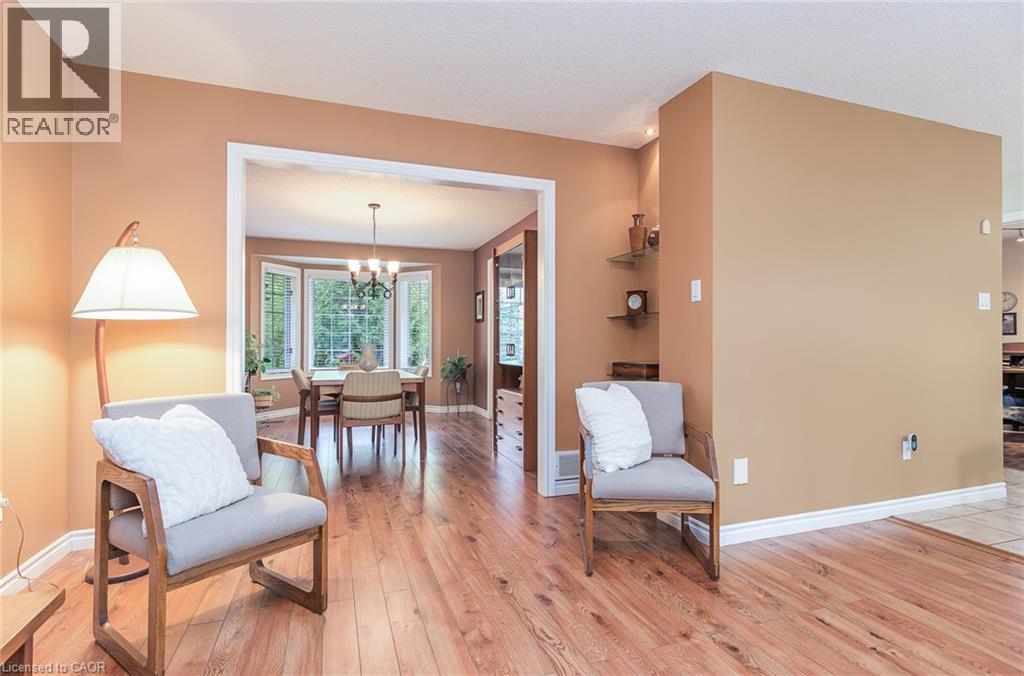 128 EBY Crescent - 18