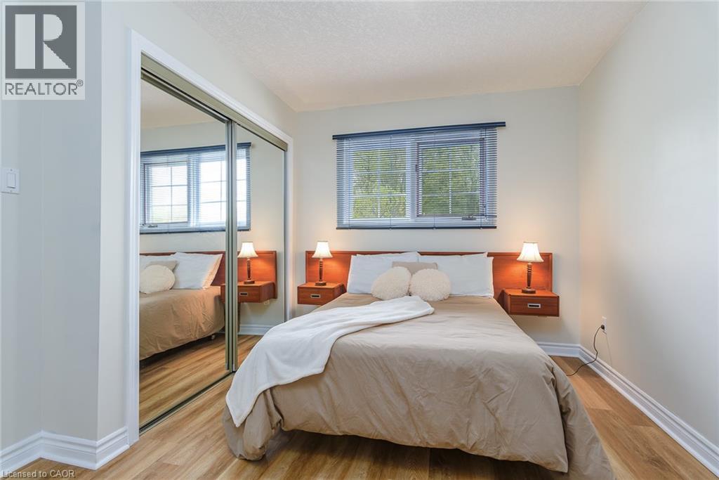 128 EBY Crescent - 31