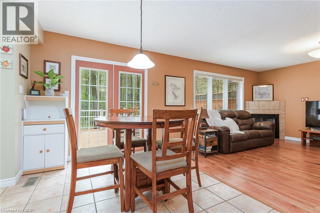 128 EBY Crescent - 21