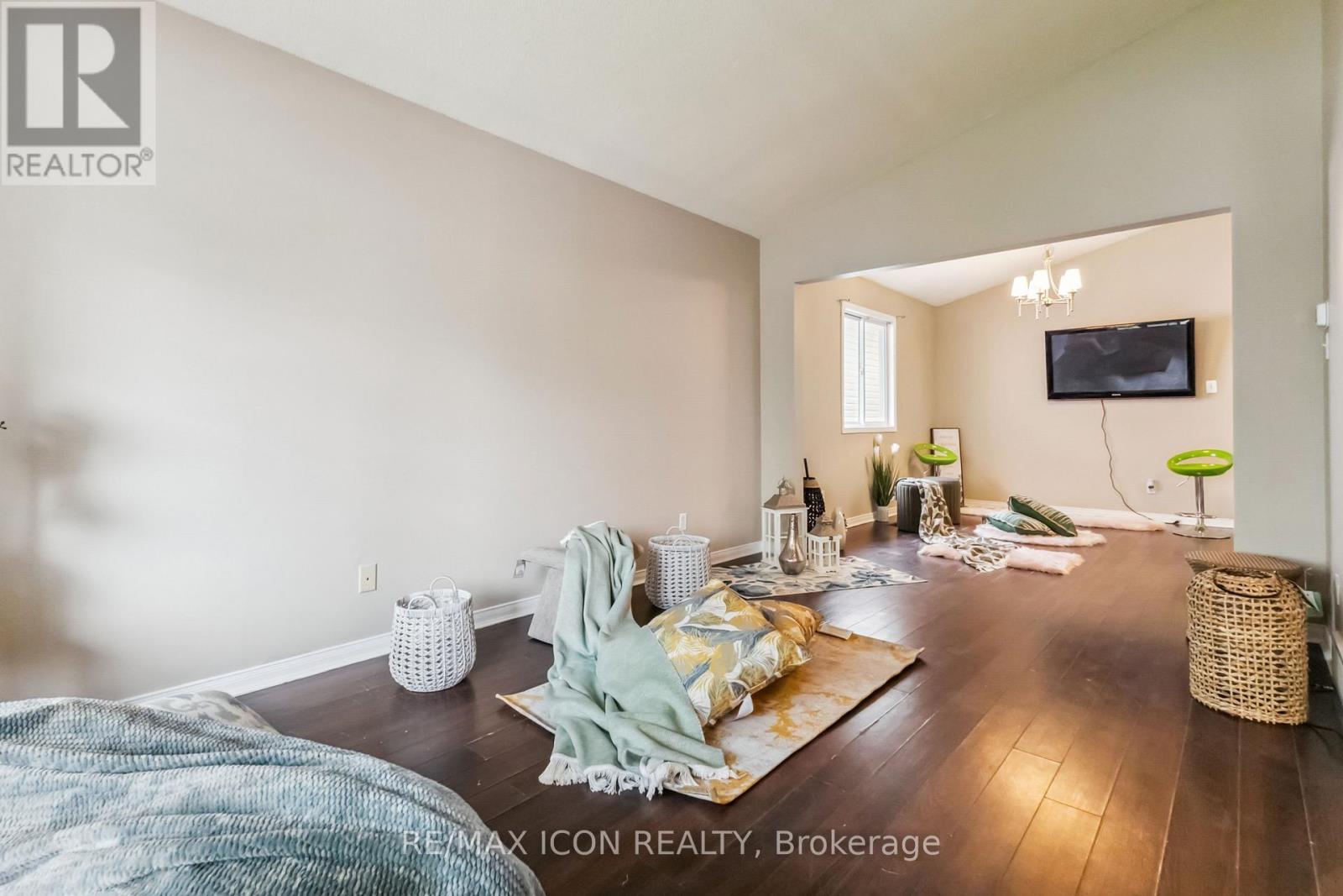238 FLEMING DRIVE - 13
