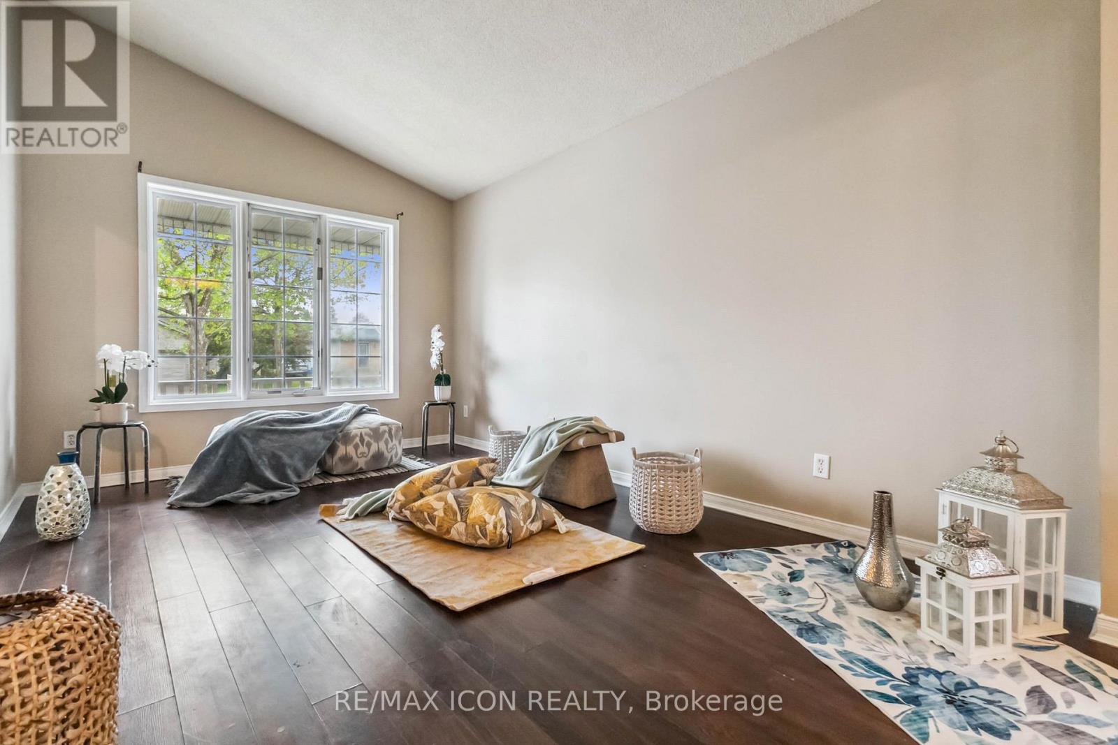 238 FLEMING DRIVE - 16