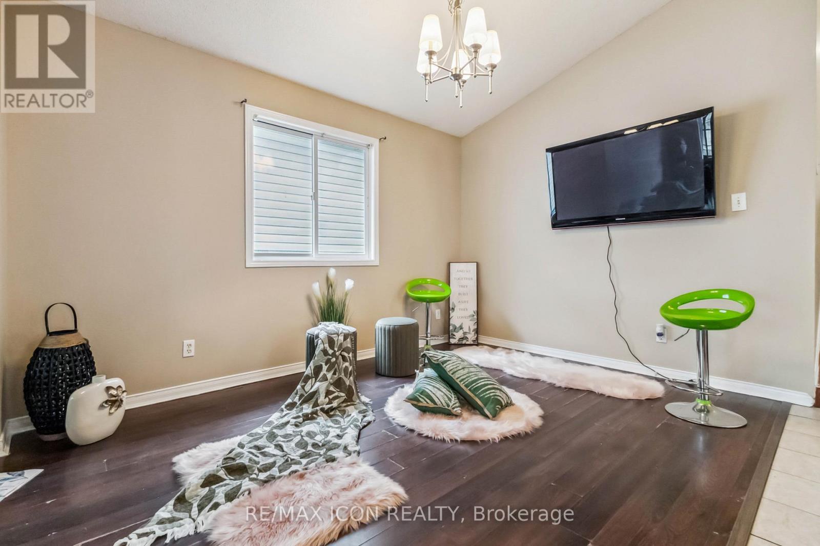 238 FLEMING DRIVE - 18
