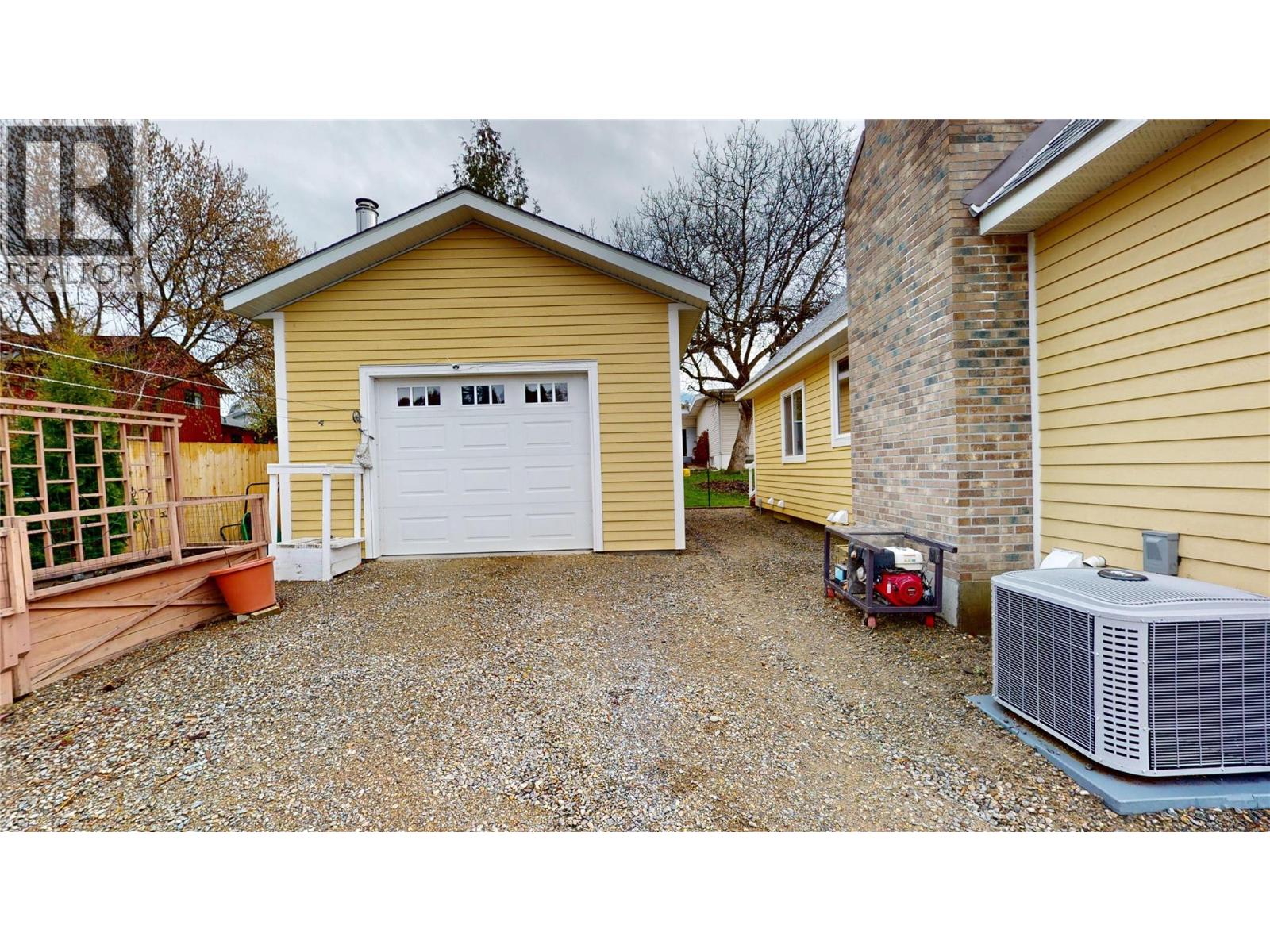 2122 Erickson Street, Creston