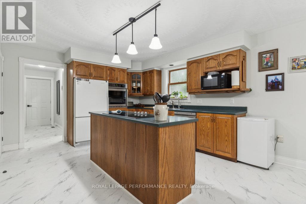 622 RIDEAU RIVER ROAD - 15