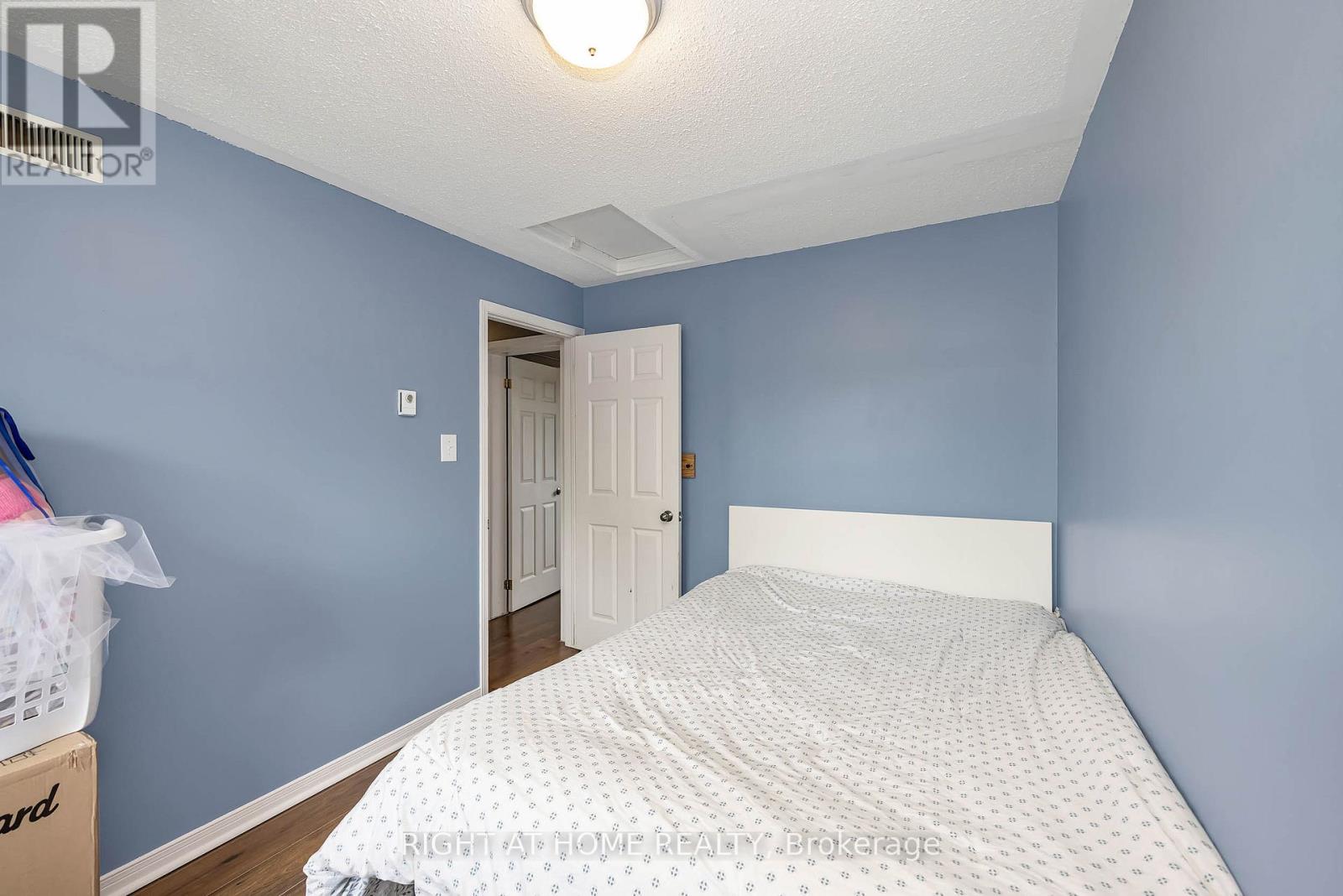 637 TOWNLINE ROAD - 19