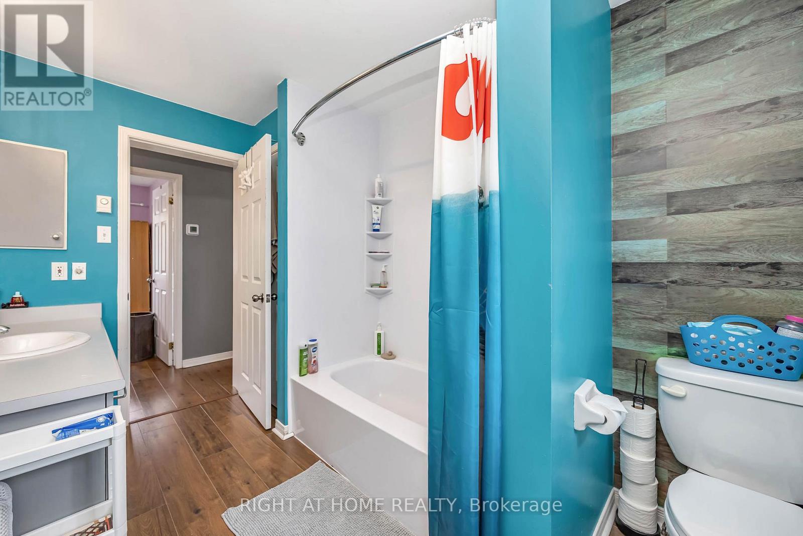 637 TOWNLINE ROAD - 22
