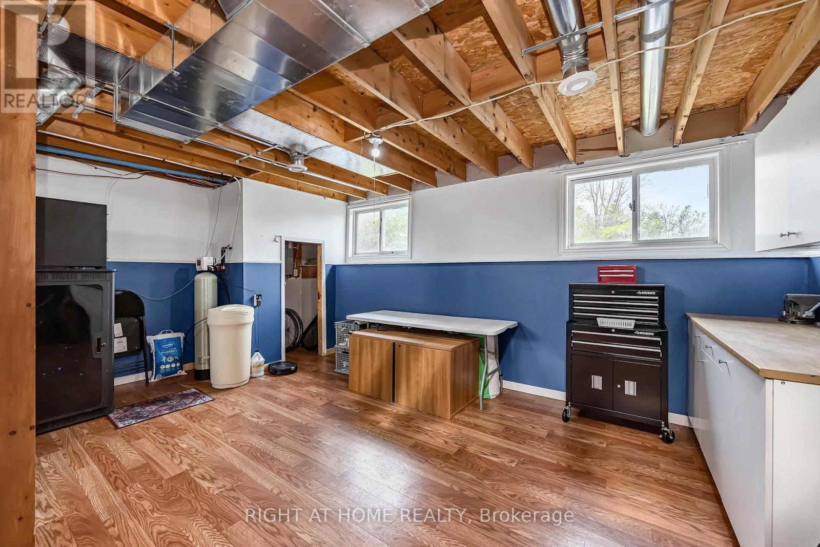 637 TOWNLINE ROAD - 25