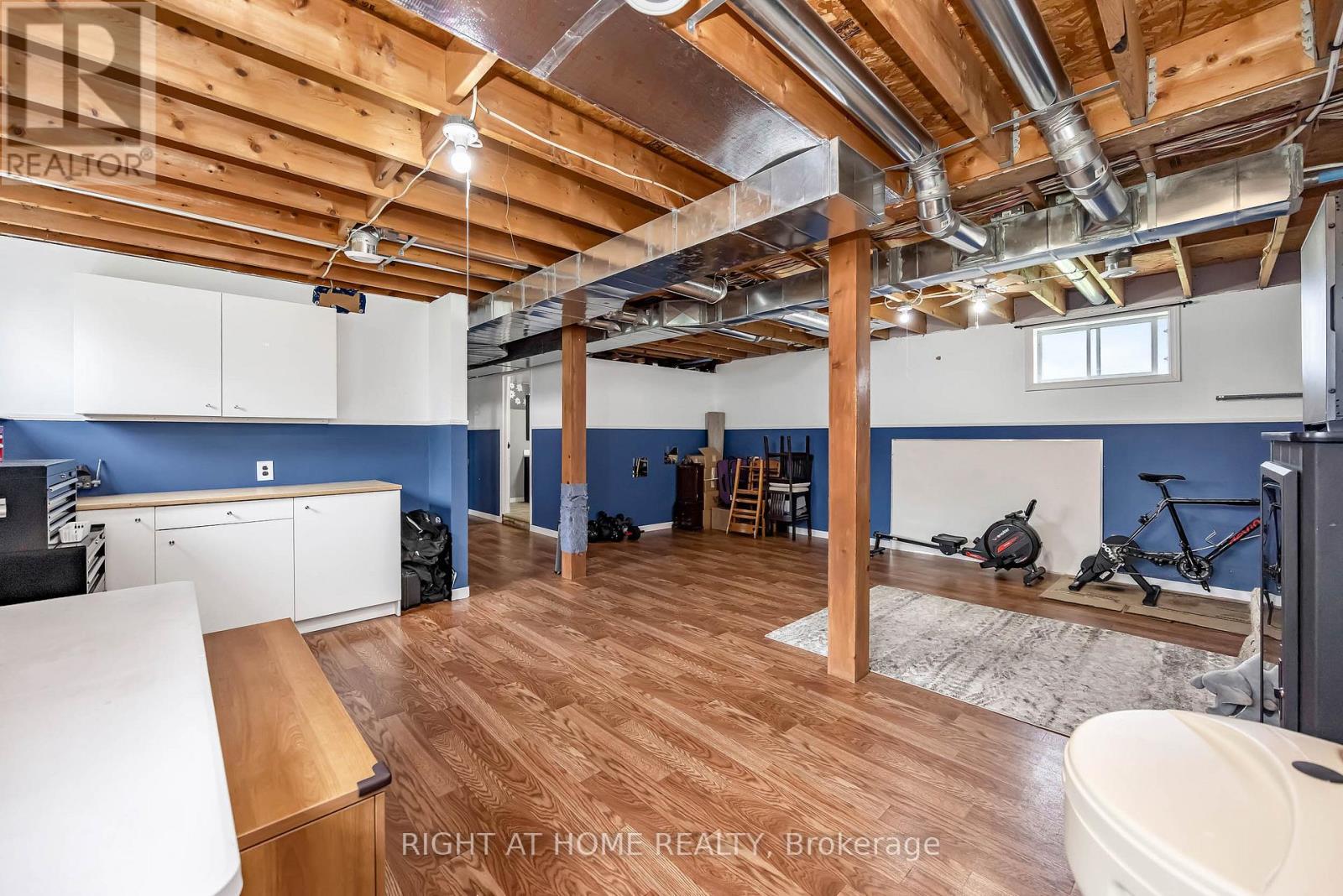 637 TOWNLINE ROAD - 26