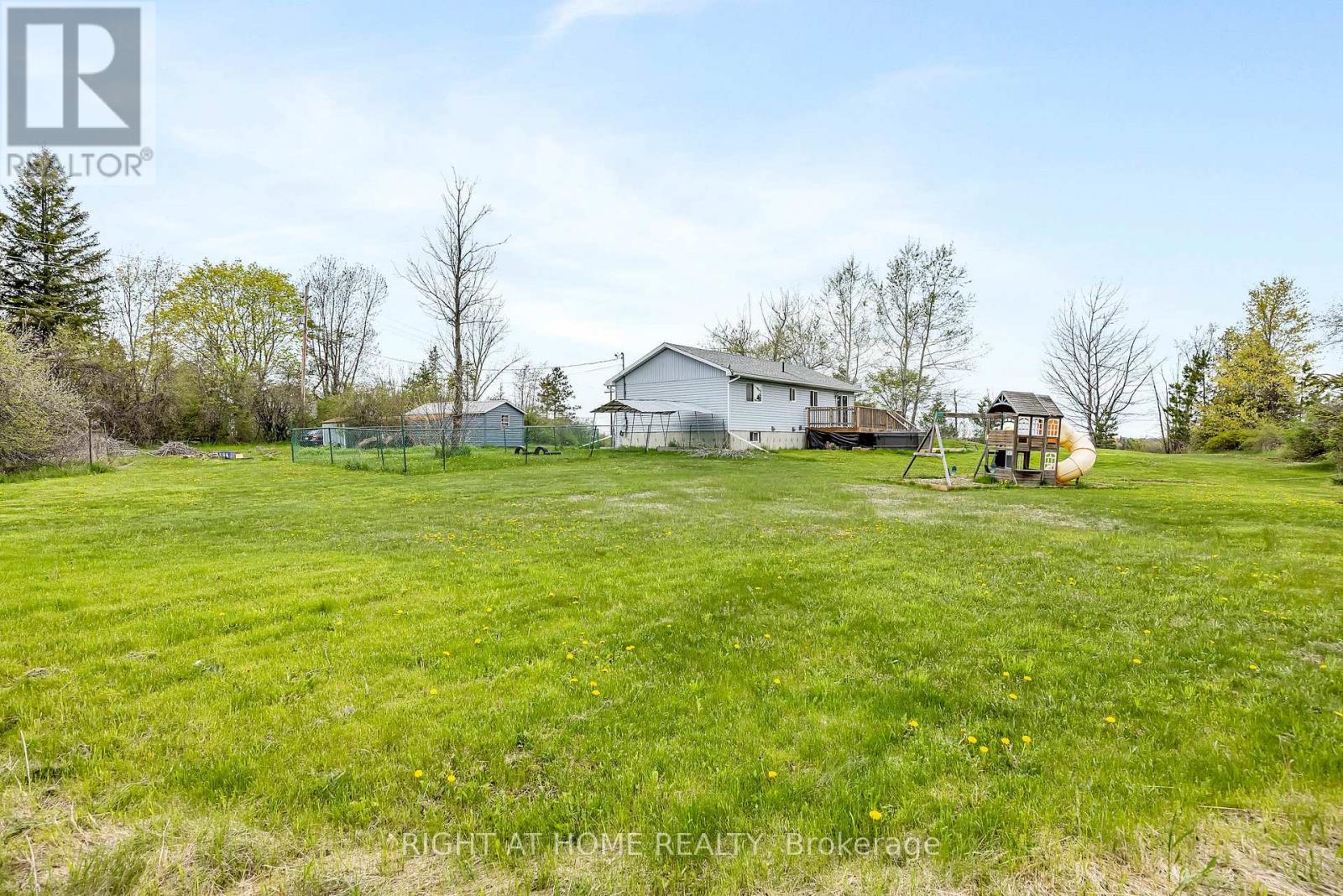 637 TOWNLINE ROAD - 37