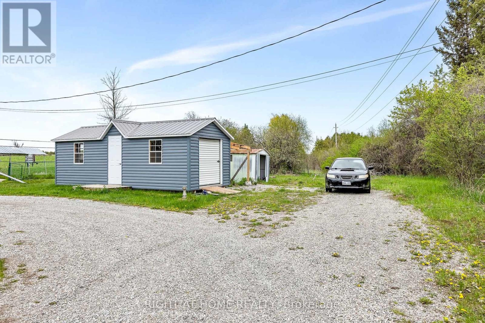 637 TOWNLINE ROAD - 42