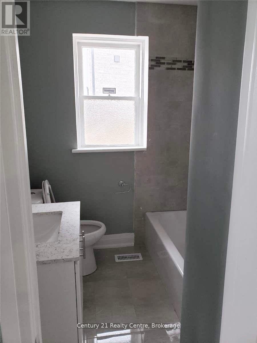 1491 PEMBROKE DRIVE - 10