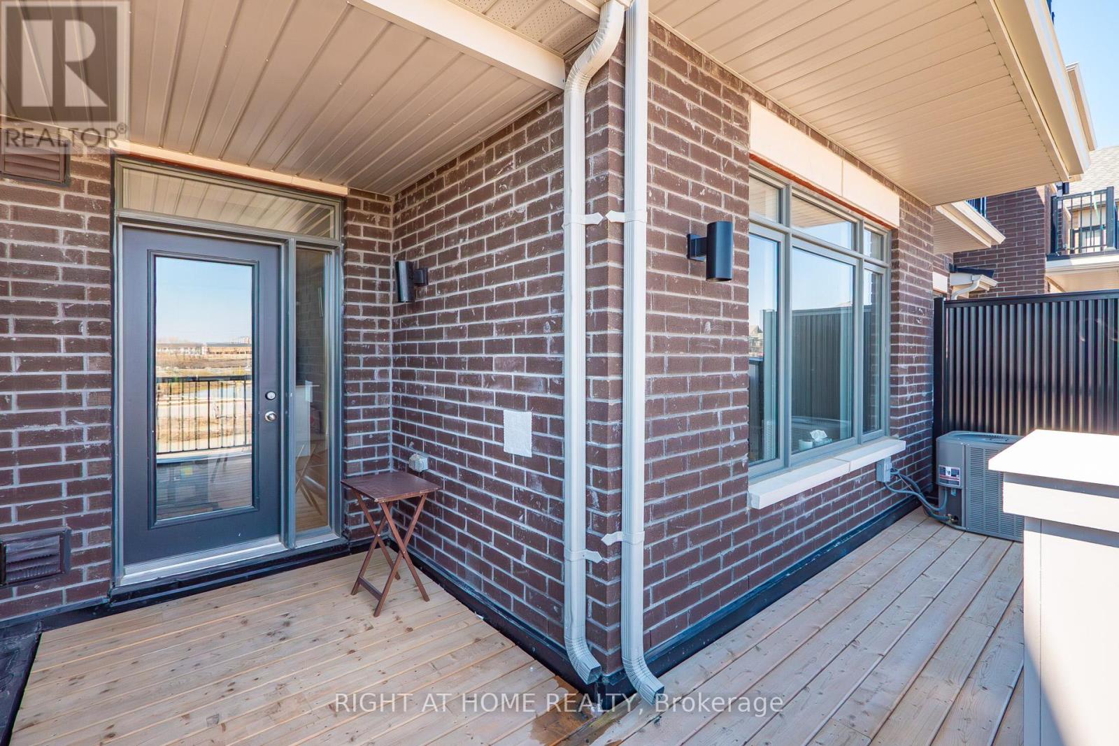 24 MONREAU DRIVE - 8