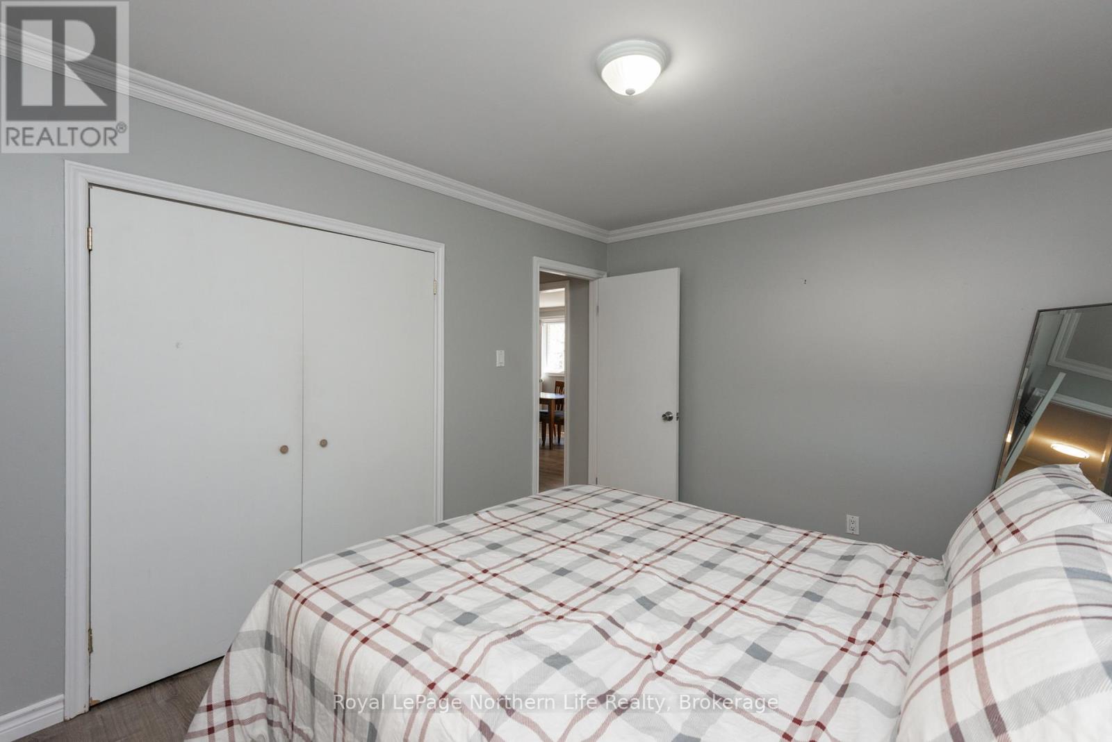 99 STRATHCONA DRIVE - 27