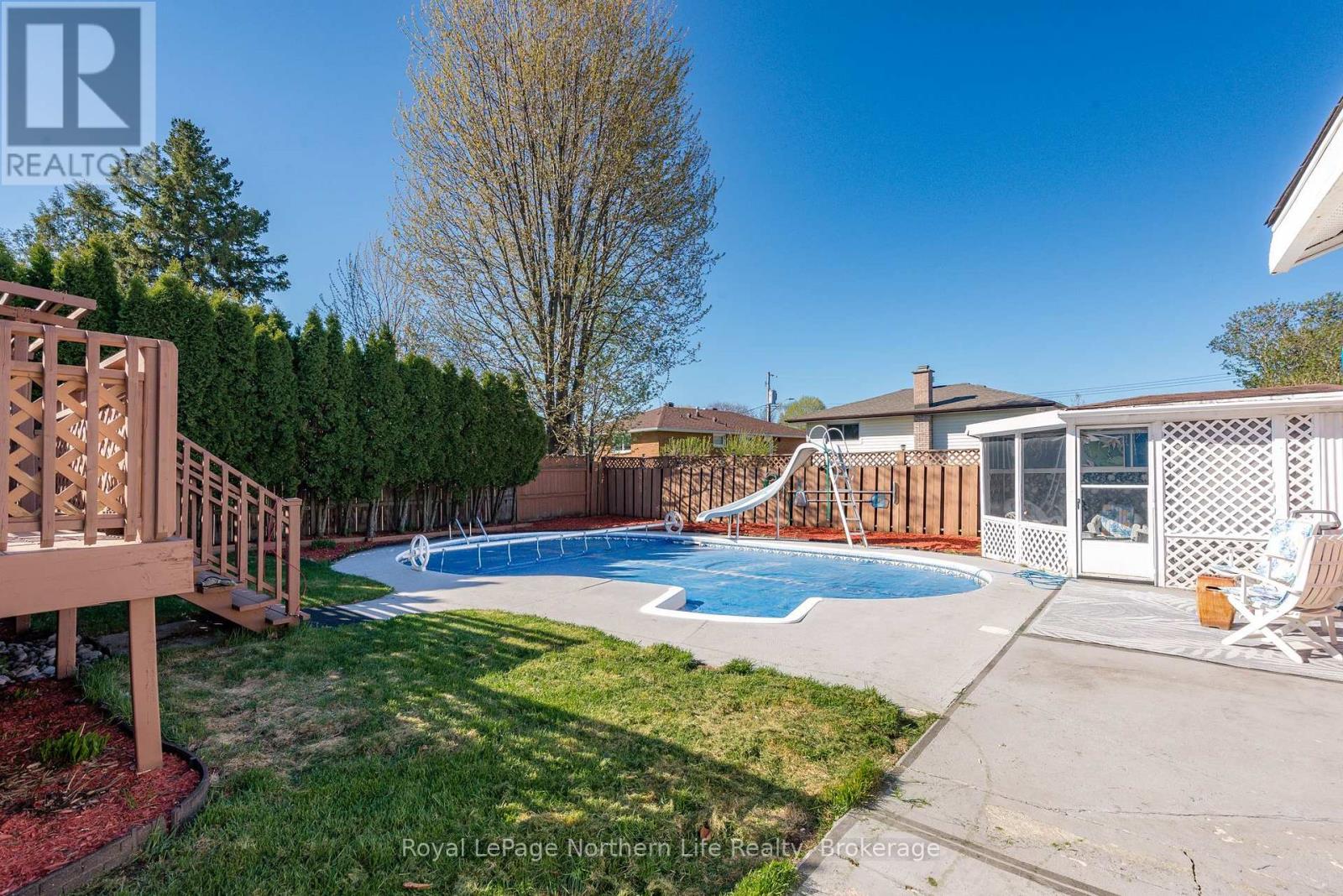 99 STRATHCONA DRIVE - 6
