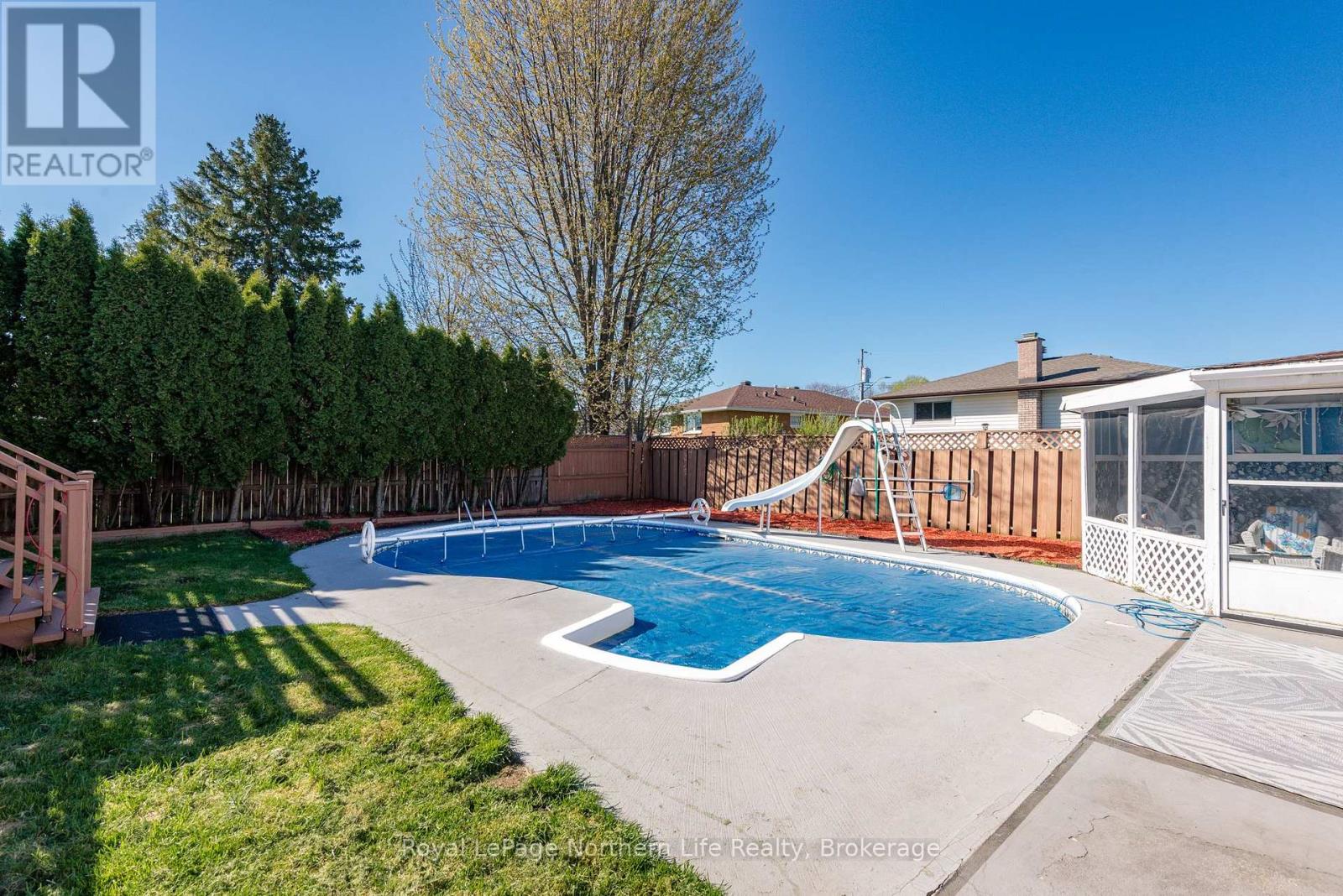 99 STRATHCONA DRIVE - 7