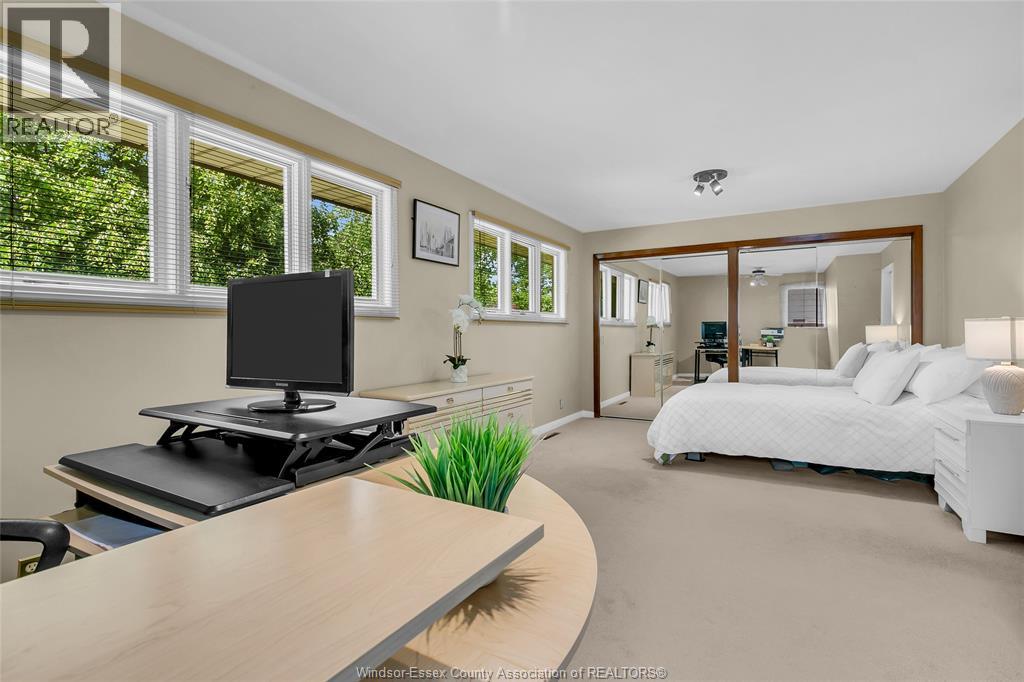 719 CHAMPLAIN DRIVE - 38