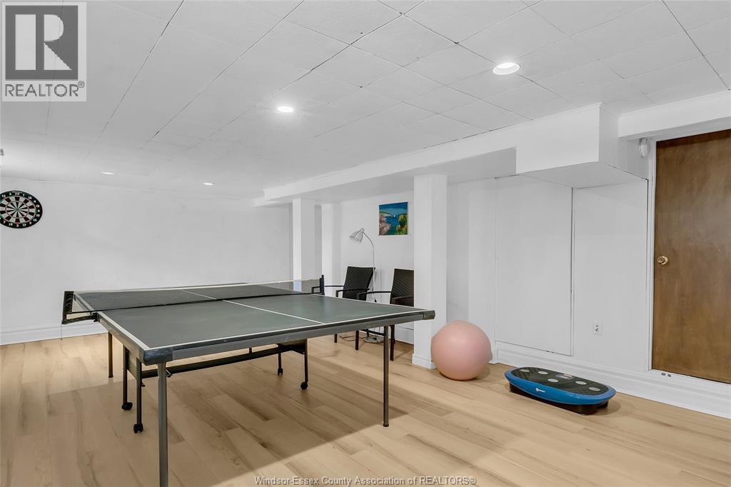 719 CHAMPLAIN DRIVE - 43