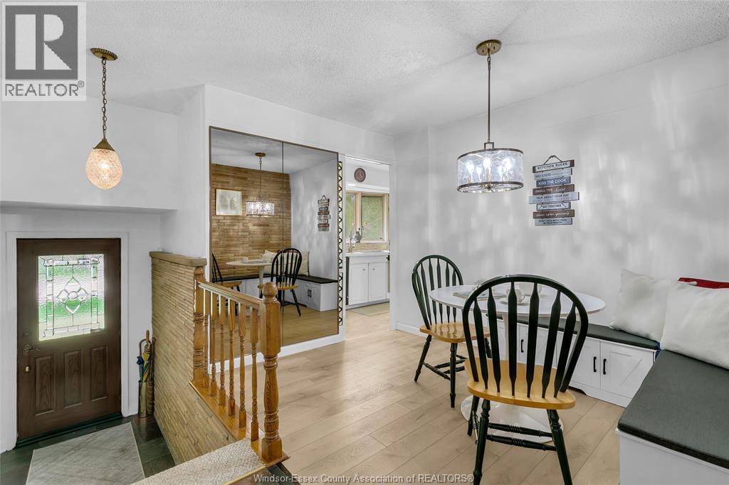 719 CHAMPLAIN DRIVE - 9