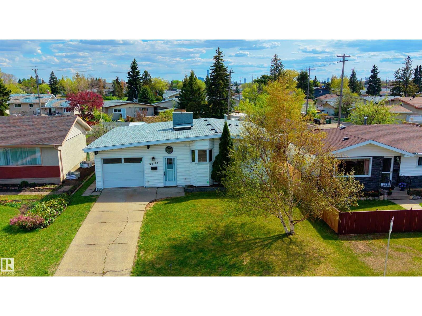 9523 134 AV NW - 59
