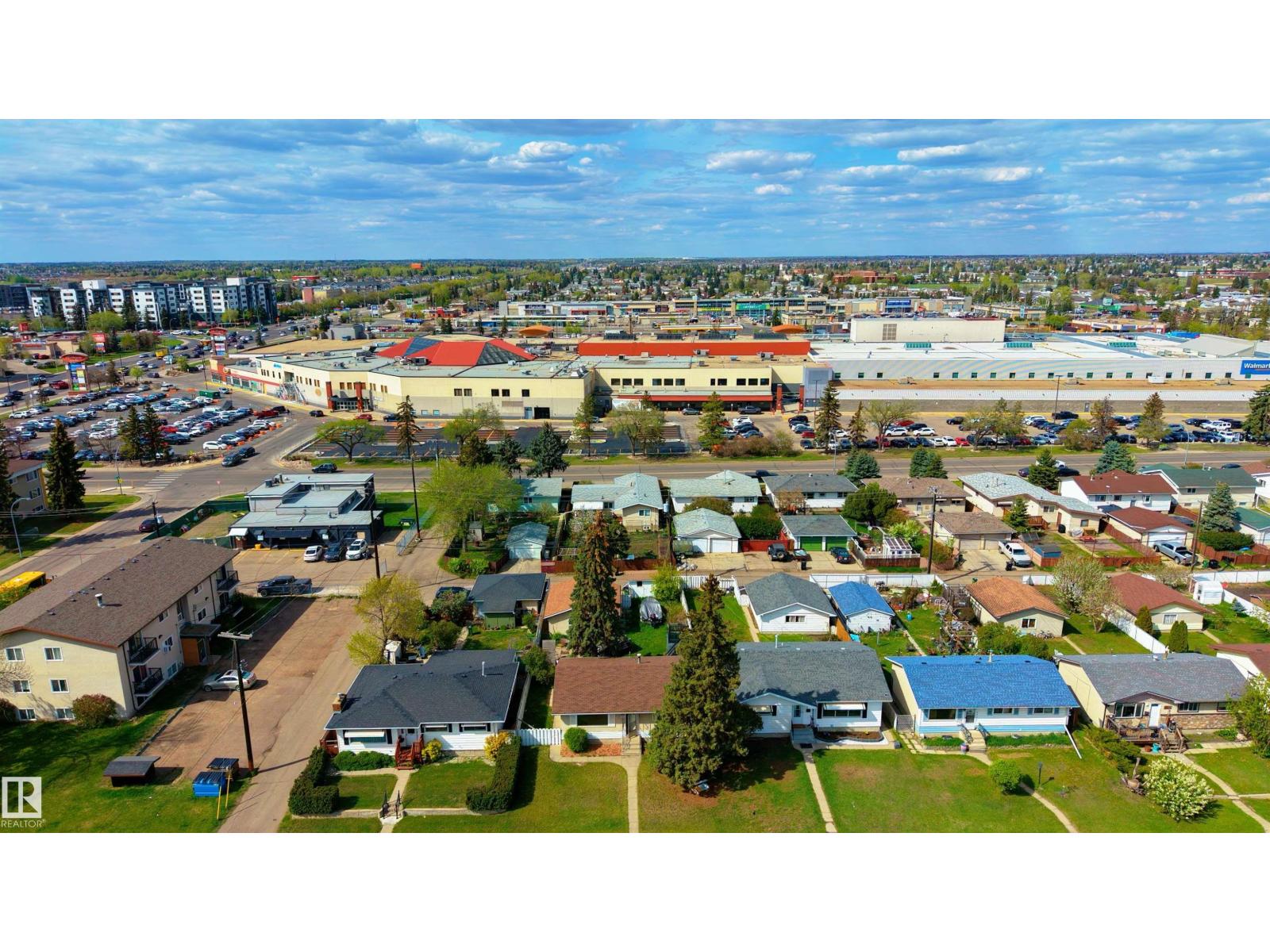 9523 134 AV NW - 56