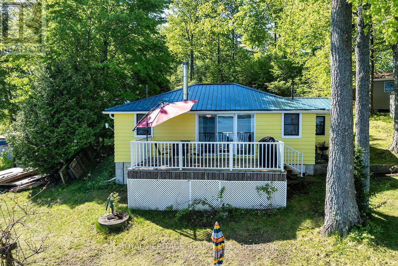 170 CHARLIE'S ISLAND - 2