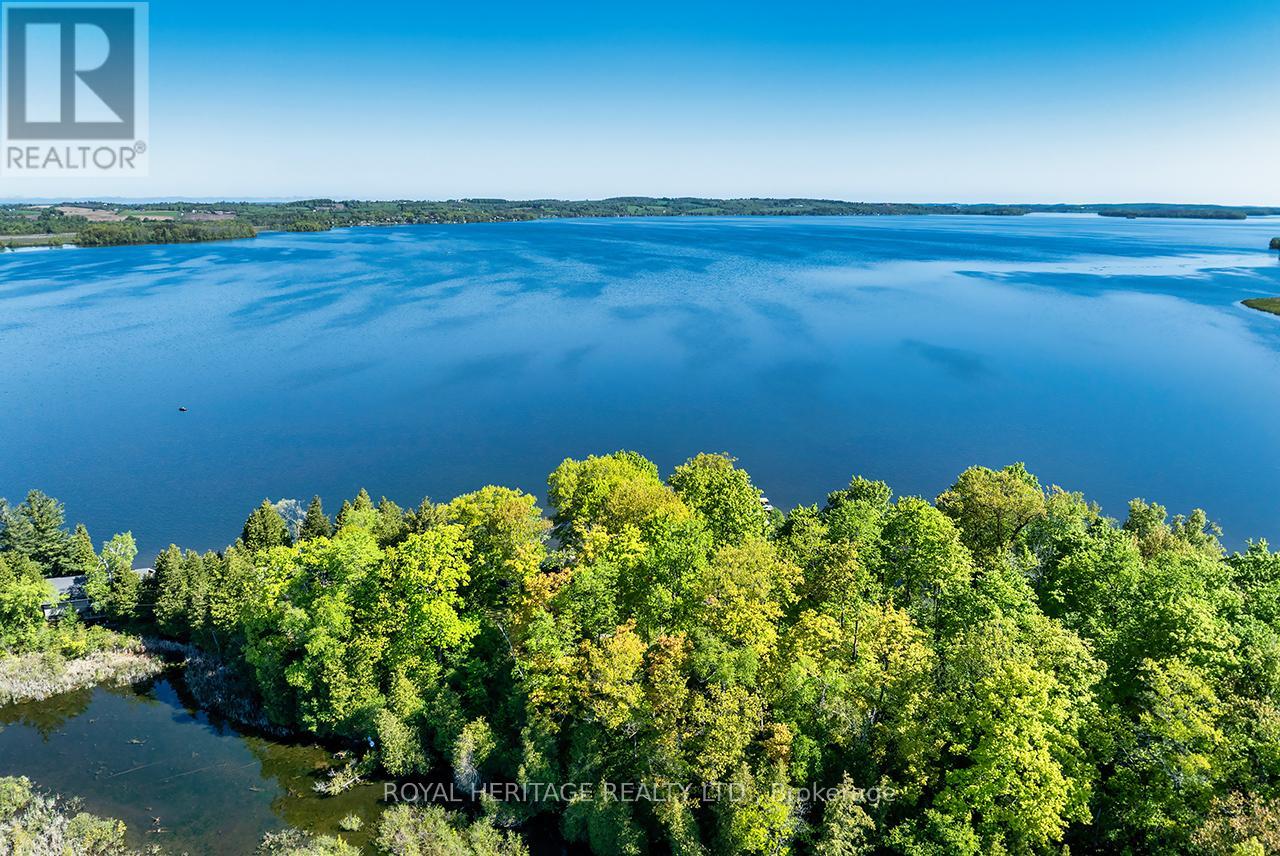170 CHARLIE'S ISLAND - 29